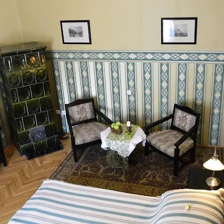 Fenyoharaszt Kastelyszallo 4*