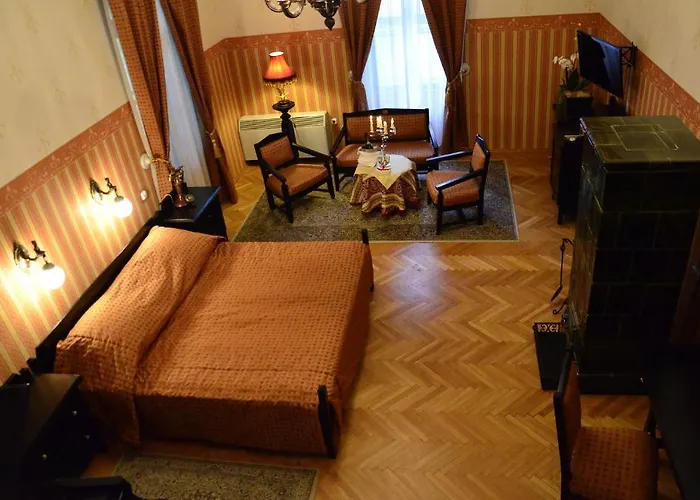 Fenyoharaszt Kastelyszallo